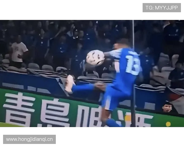 雷速评审团热议迪乌夫疑似禁区外犯规裁判判点球是否公正 雷速评审团热议迪乌夫疑似禁区外犯规裁判判点球是否公正